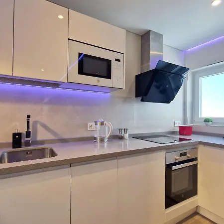 Emerald Apartment - Spacious Modern 2 Bedroom Benalmadena Exterior photo