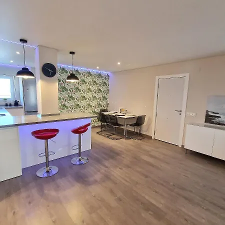 Emerald Apartment - Spacious Modern 2 Bedroom Benalmadena Exterior photo