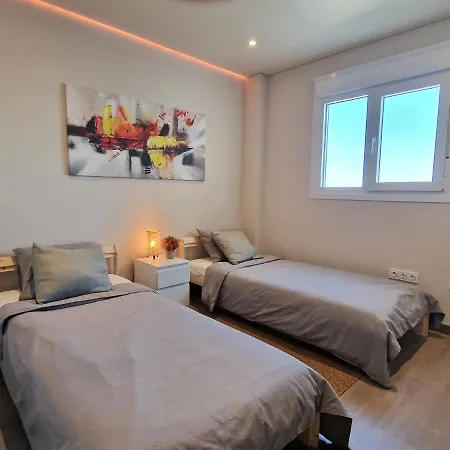 Emerald Apartment - Spacious Modern 2 Bedroom Benalmadena Exterior photo