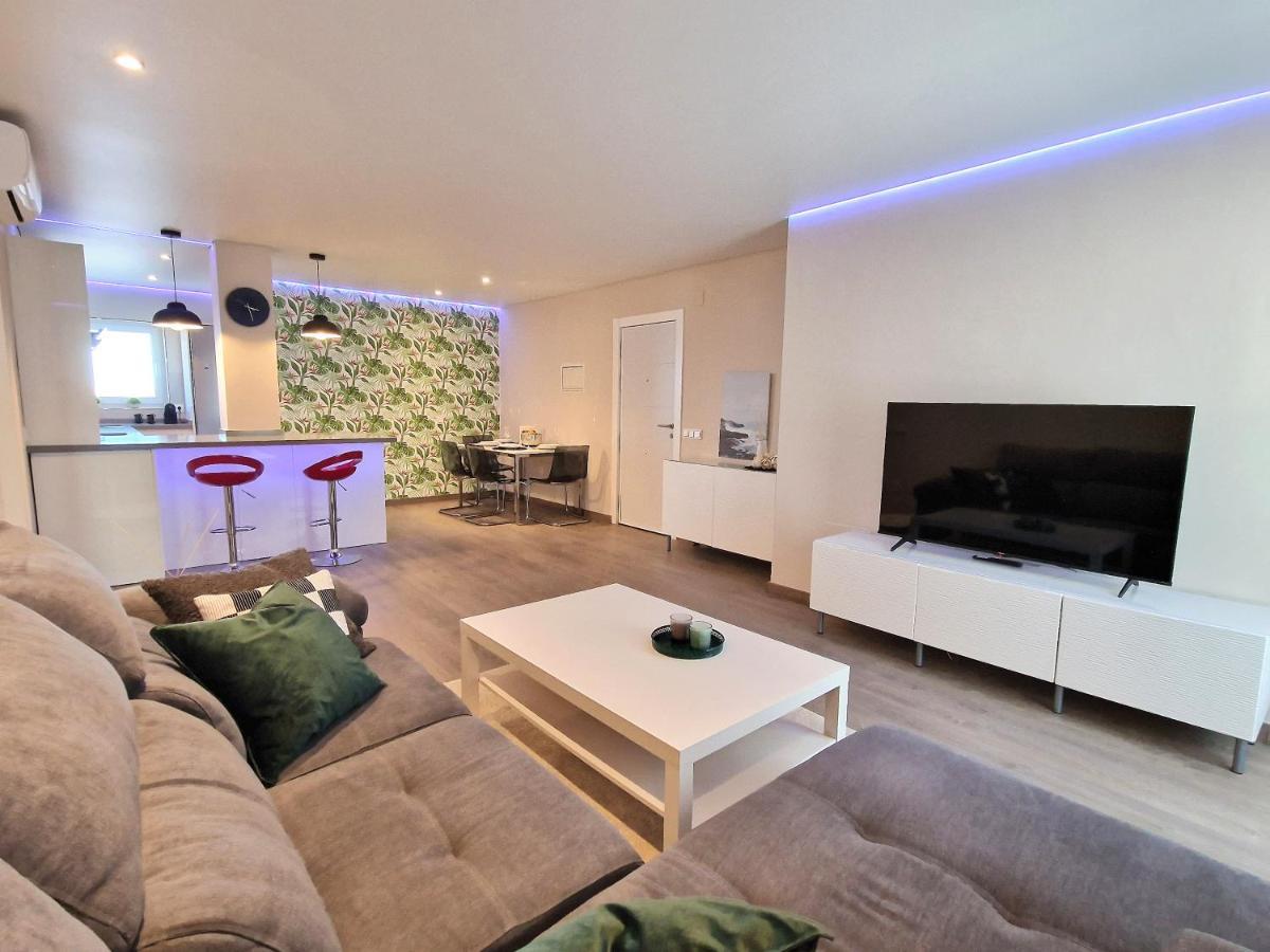 Emerald - Spacious Modern 2 Bedroom Benalmadena